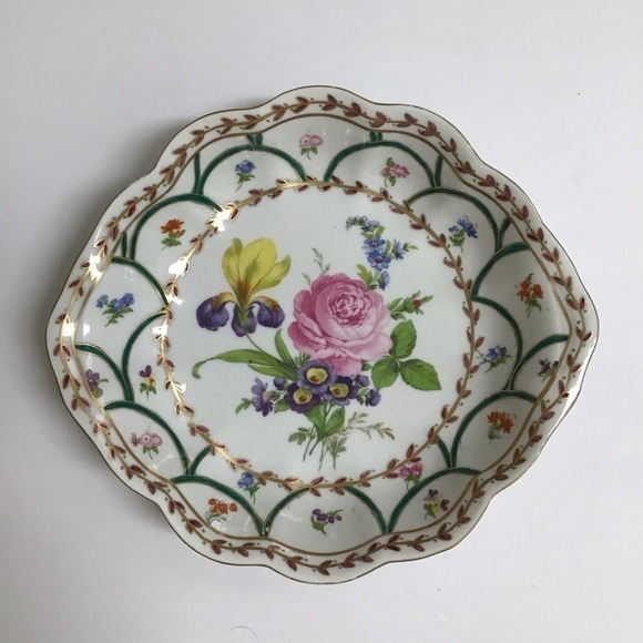 Vintage Heirloom by Toyo Floral Bowl Gold Trim Garden Bouquet Scalloped Leaves - Picture 10 of 12